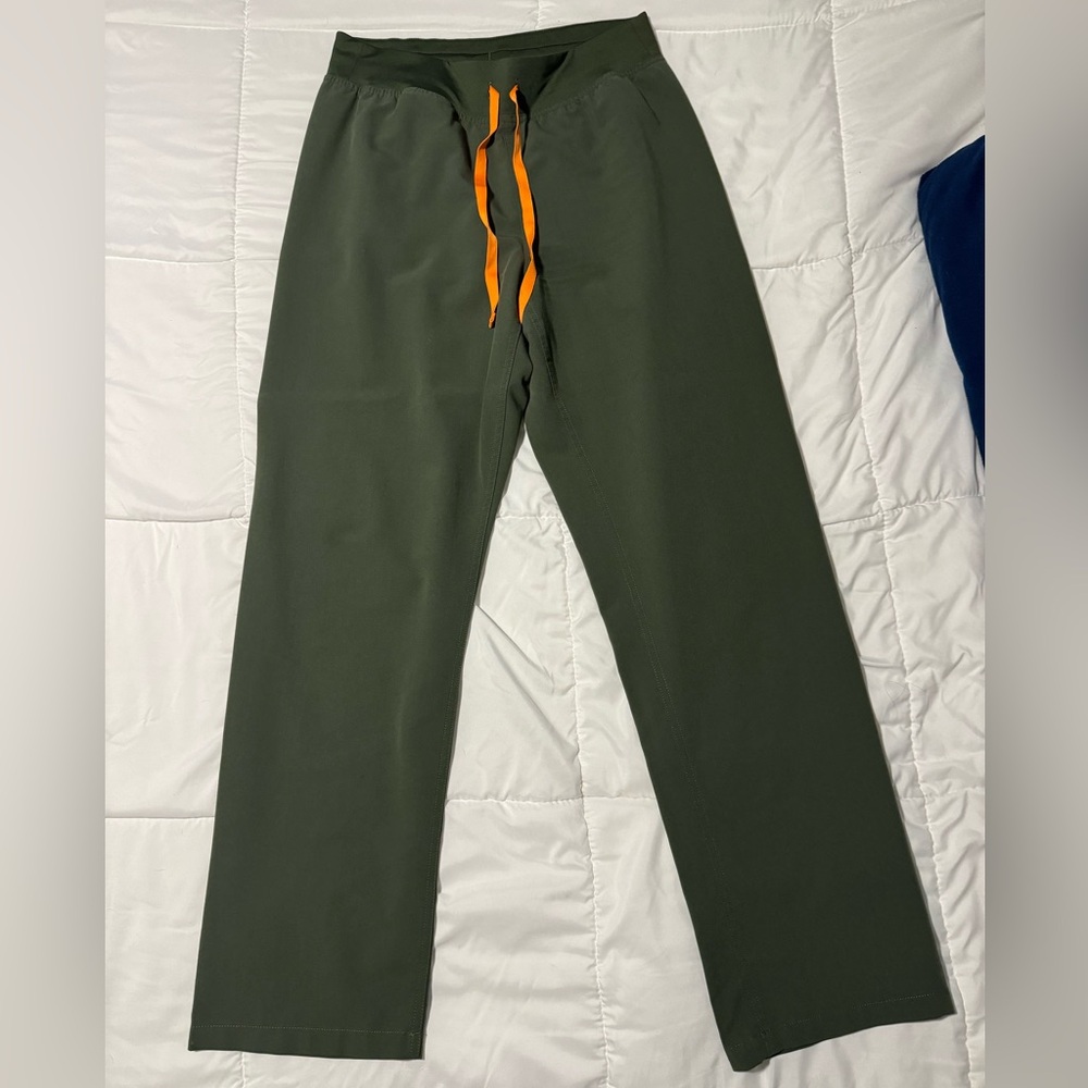 Figs high waisted Livingston scrub pant